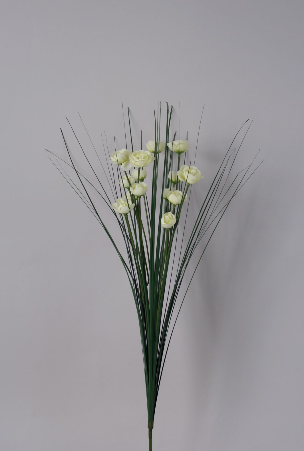 grass bundle with roses 