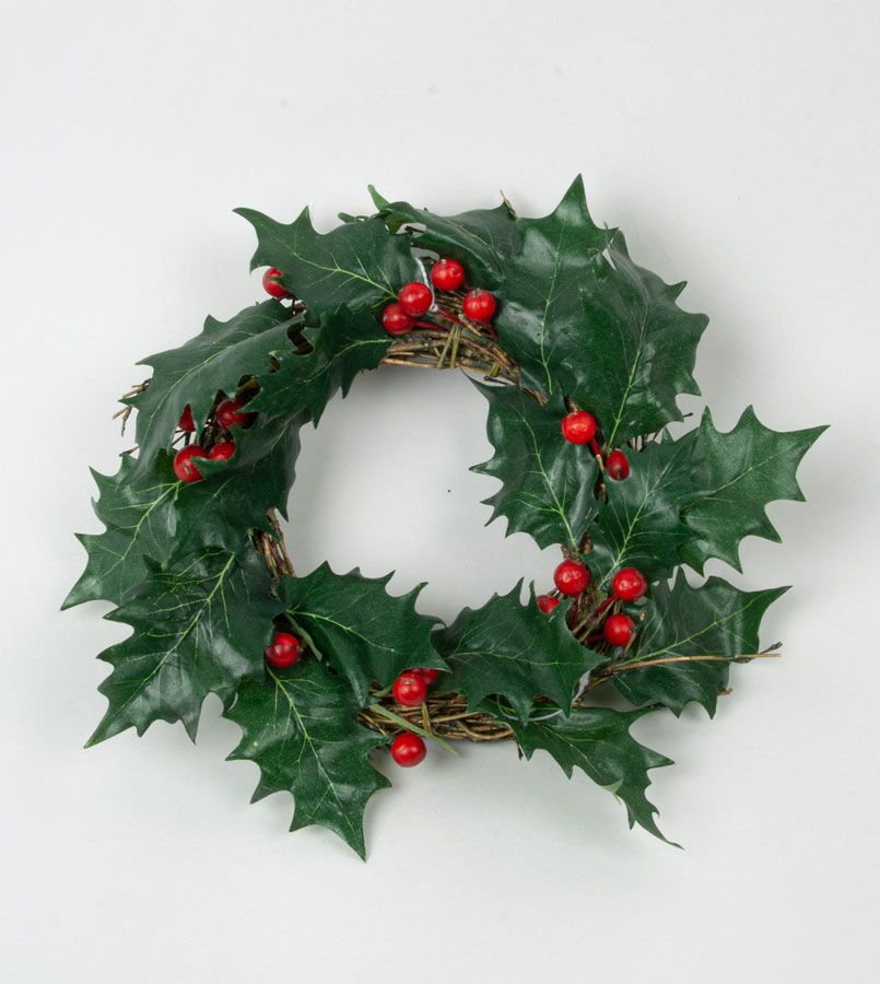 holly candle ring