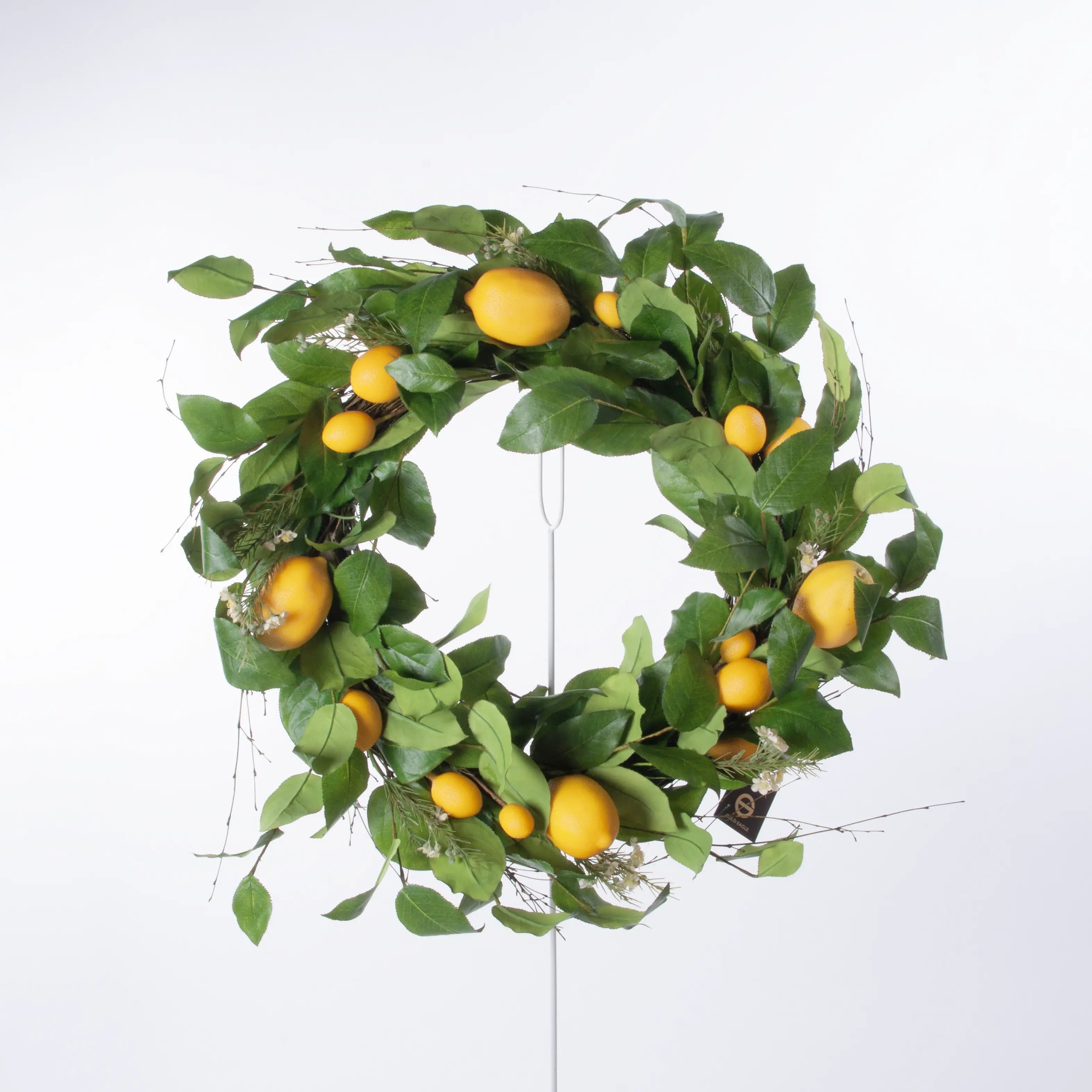 Lemon/star flower wreath 