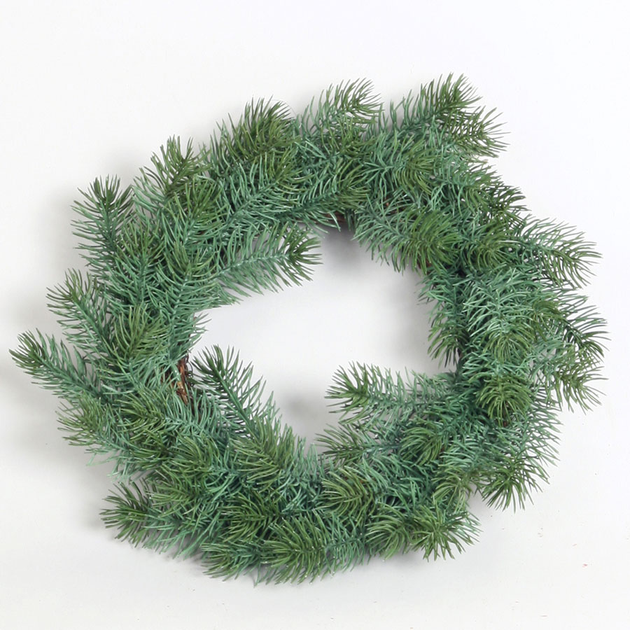 pine wreath 